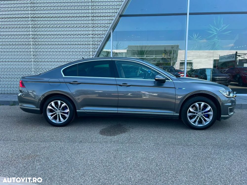 Volkswagen Passat 1.4 TSI DSG GTE - 3