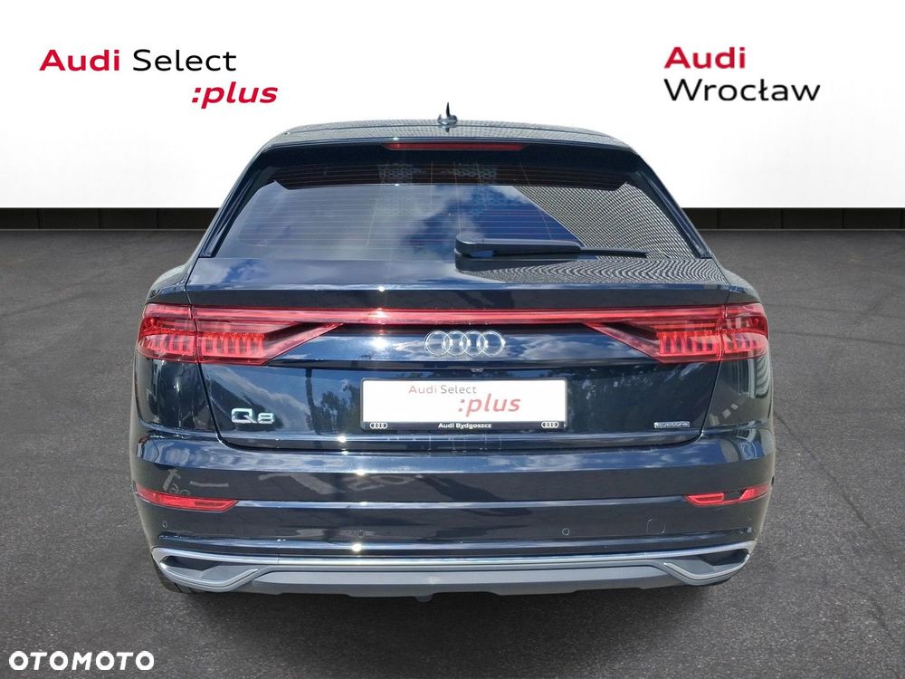 Audi Q8 - 8