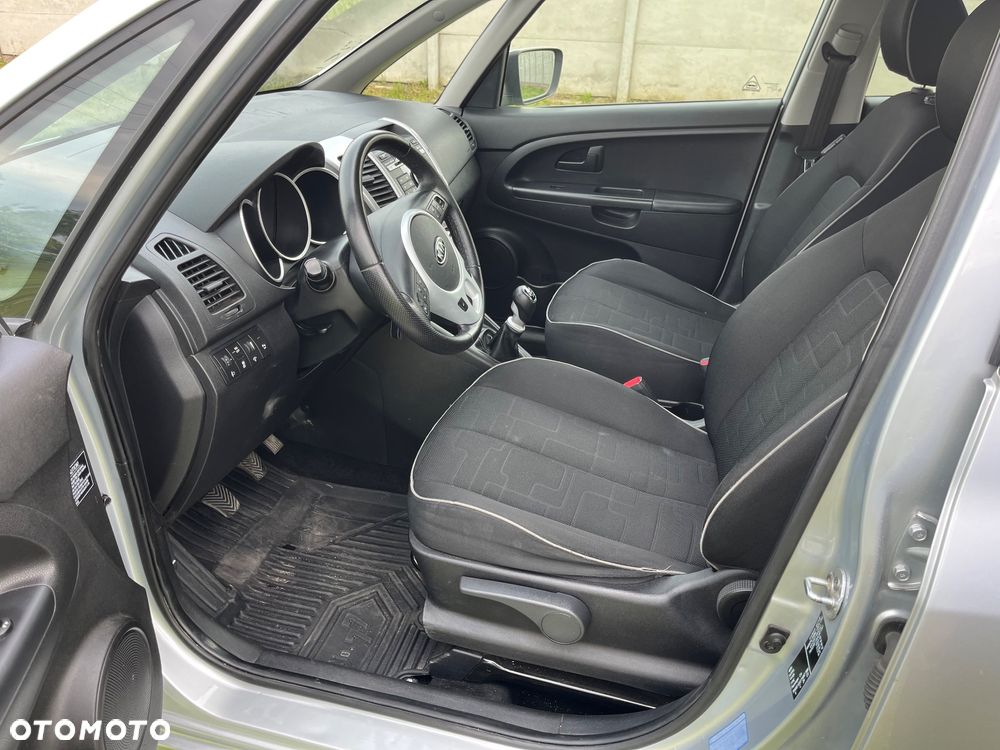 Kia Venga 1.4 CRDi 90 Attract - 9