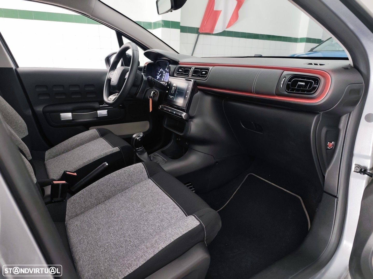 Citroën C3 1.2 PureTech C-Series - 10