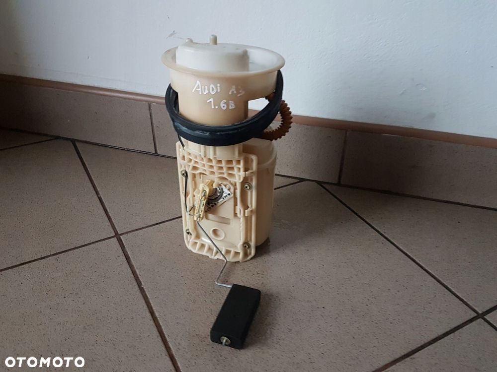 AUDI A3 GOLF 1.6 POMPA POMKA PALIWA 1J0919051H - 11