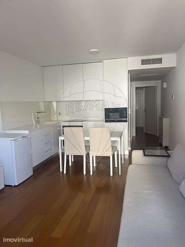 Apartamento T1 para arrendamento - Grande imagem: 2/8