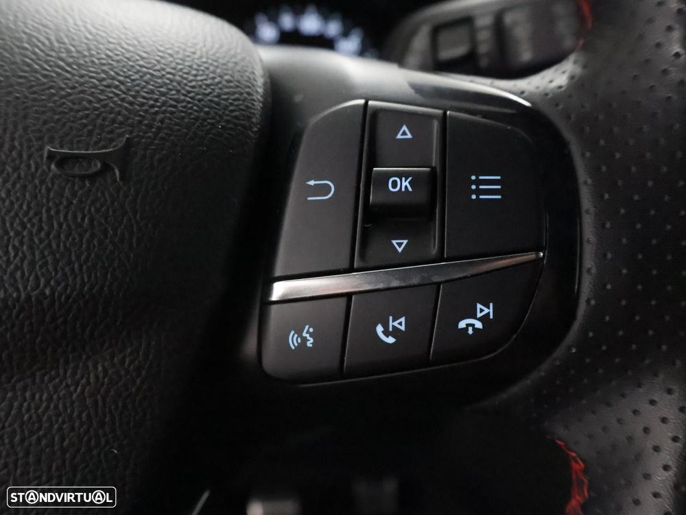 Ford Focus 1.0 EcoBoost MHEV ST-Line - 19
