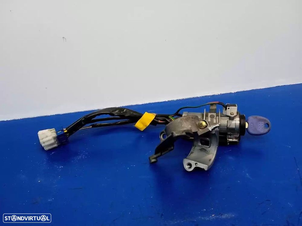 COMUTADOR DE ARRANQUE HYUNDAI H-1 / STAREX LIMUSINA 2002 -D4BH - 2