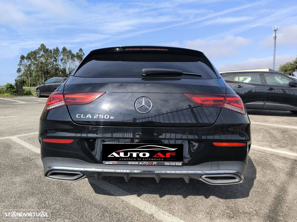 Mercedes-Benz CLA 250 e Shooting Brake AMG Line - 5