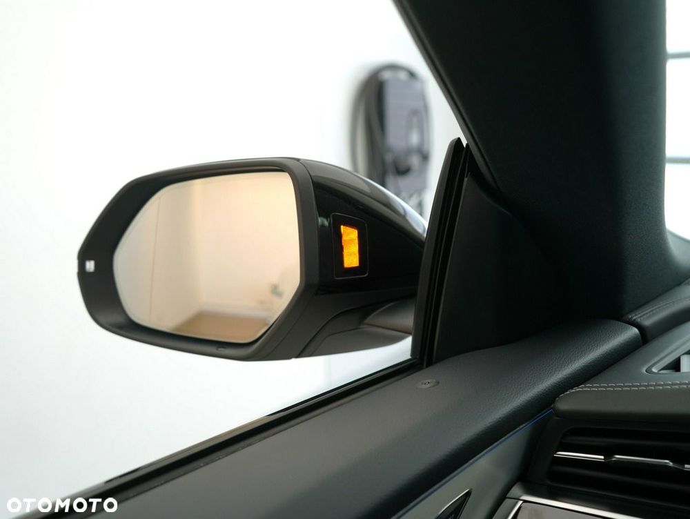 Audi Q8 - 24