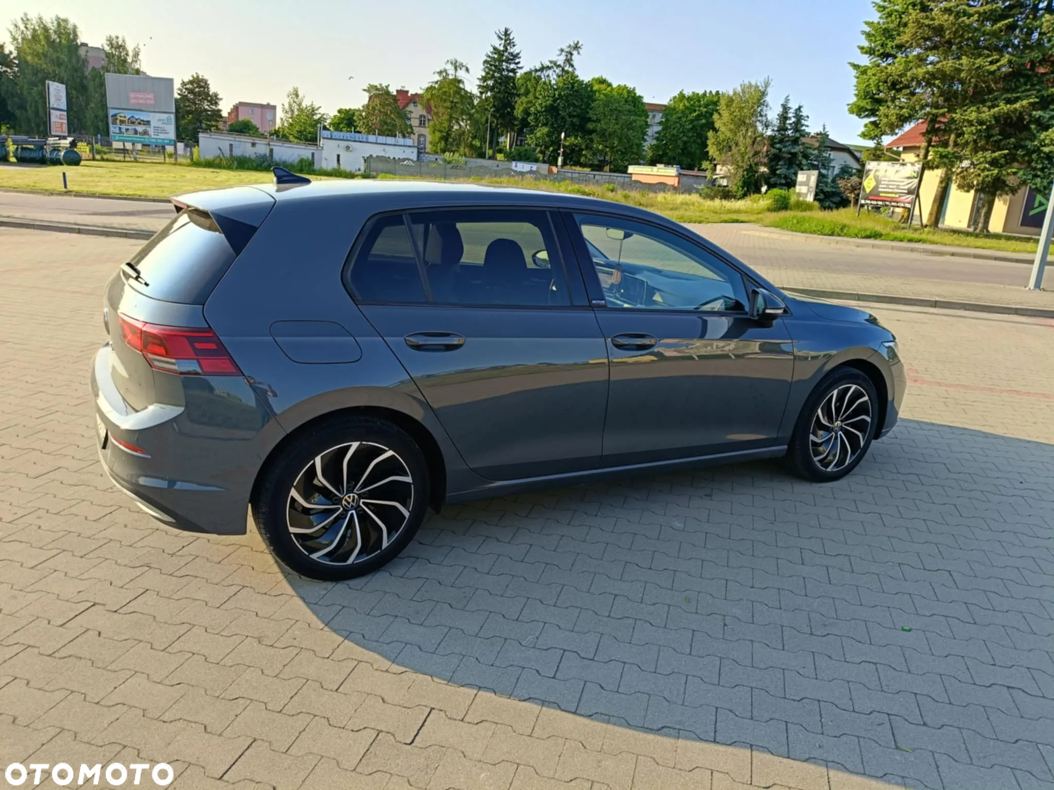 Volkswagen Golf 2.0 TDI SCR Active - 2