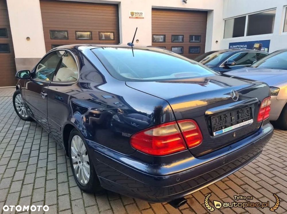 Mercedes-Benz CLK - 4
