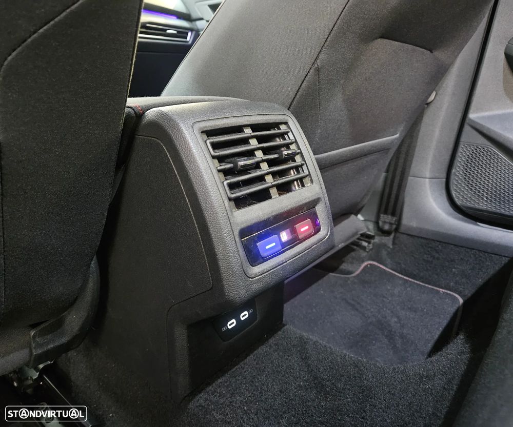 VW Golf 2.0 TSI GTI DSG Performance - 42