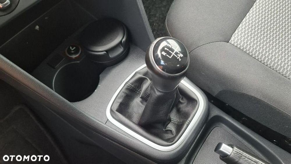 Volkswagen Polo - 22
