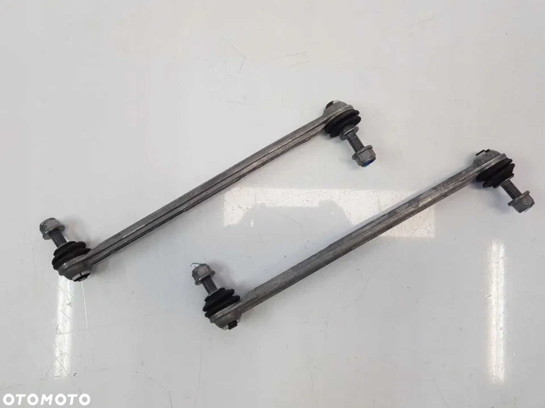 RENAULT MEGANE IV ŁĄCZNIK STABILIZATORA 546182227R - 2