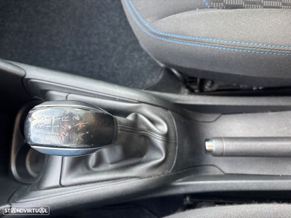 Peugeot 208 1.5 BlueHDi Signature - 42