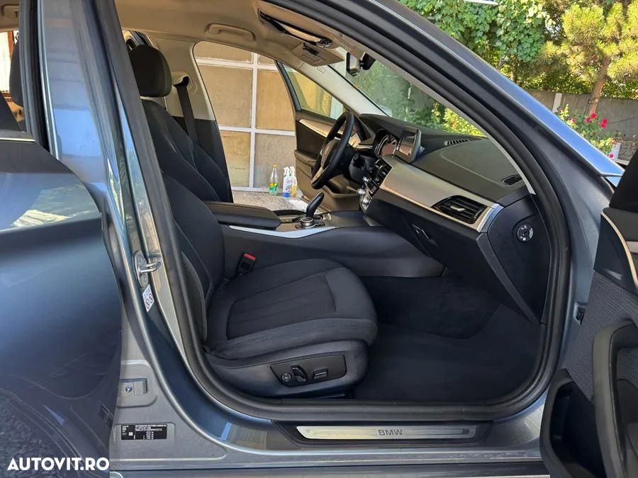 BMW Seria 5 520d Aut. - 18