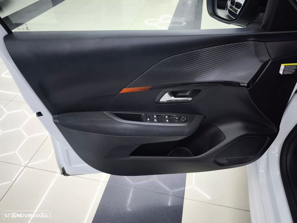 Peugeot 208 1.2 PureTech Allure Pack EAT8 - 20