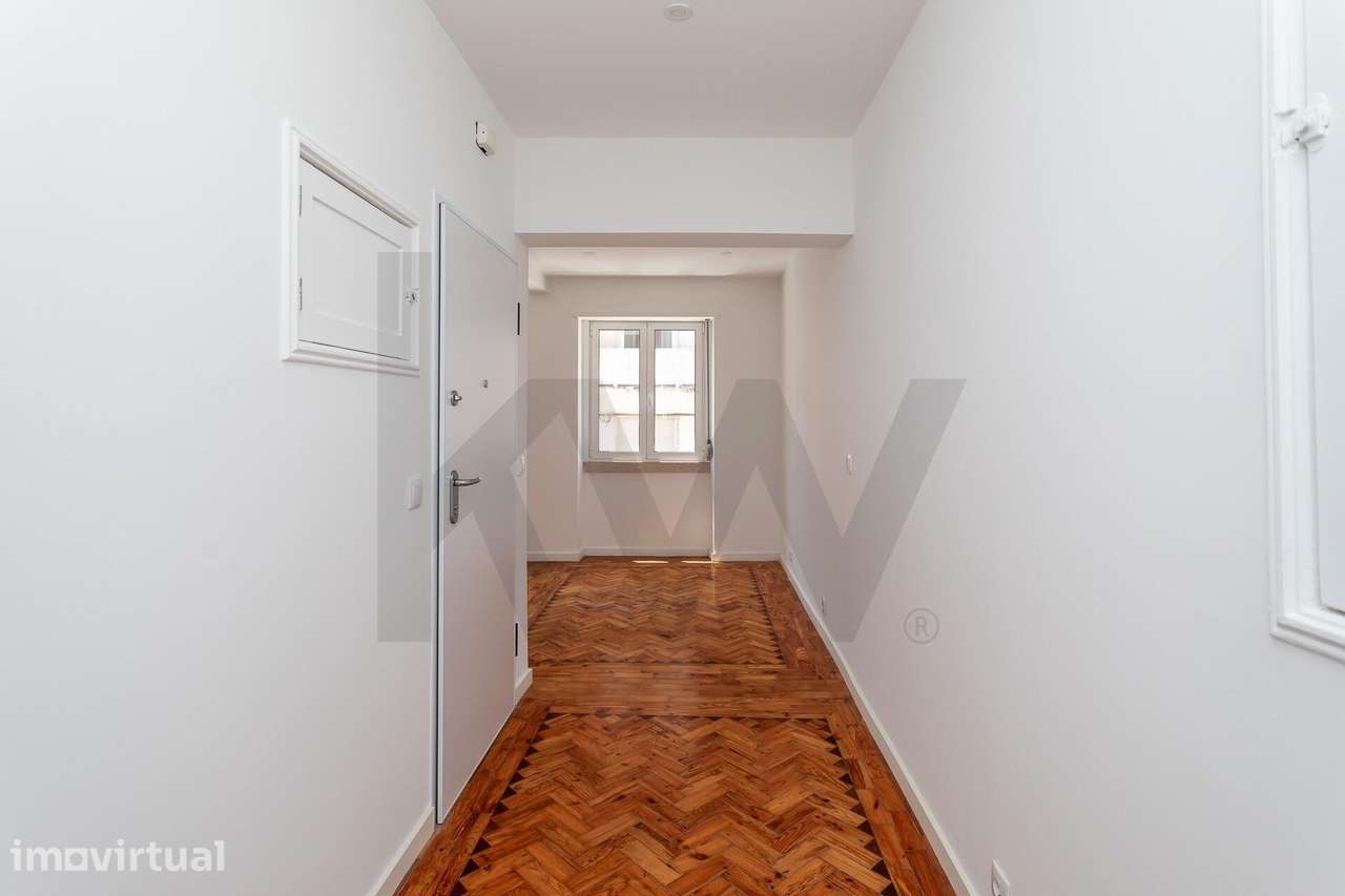 Luminoso Apartamento T1 na Lapa para Arrendar - Lisboa - Grande imagem: 5/30
