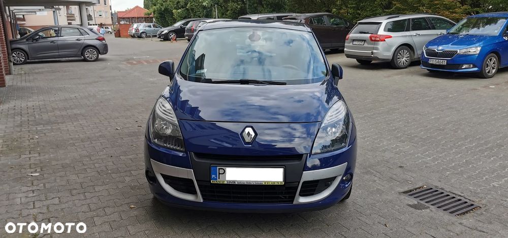 Renault Scenic 2.0 16V Privilege CVT - 28