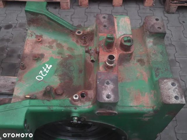 Obudowa tylnego mostu IVT John Deere 7720 - 3