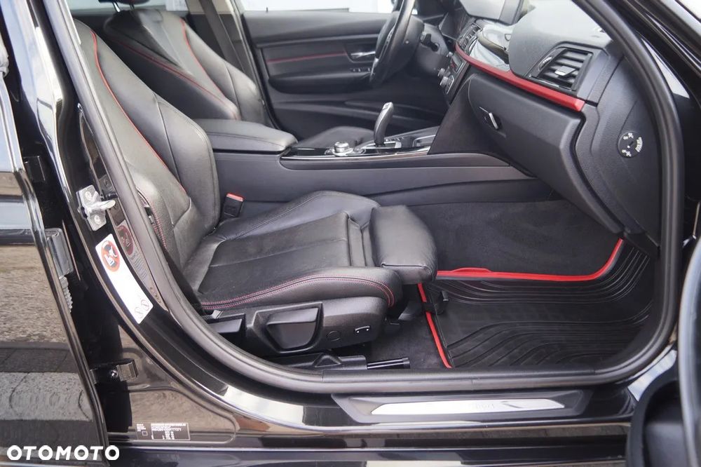 BMW Seria 3 328i xDrive Sport-Aut Sport Line - 19