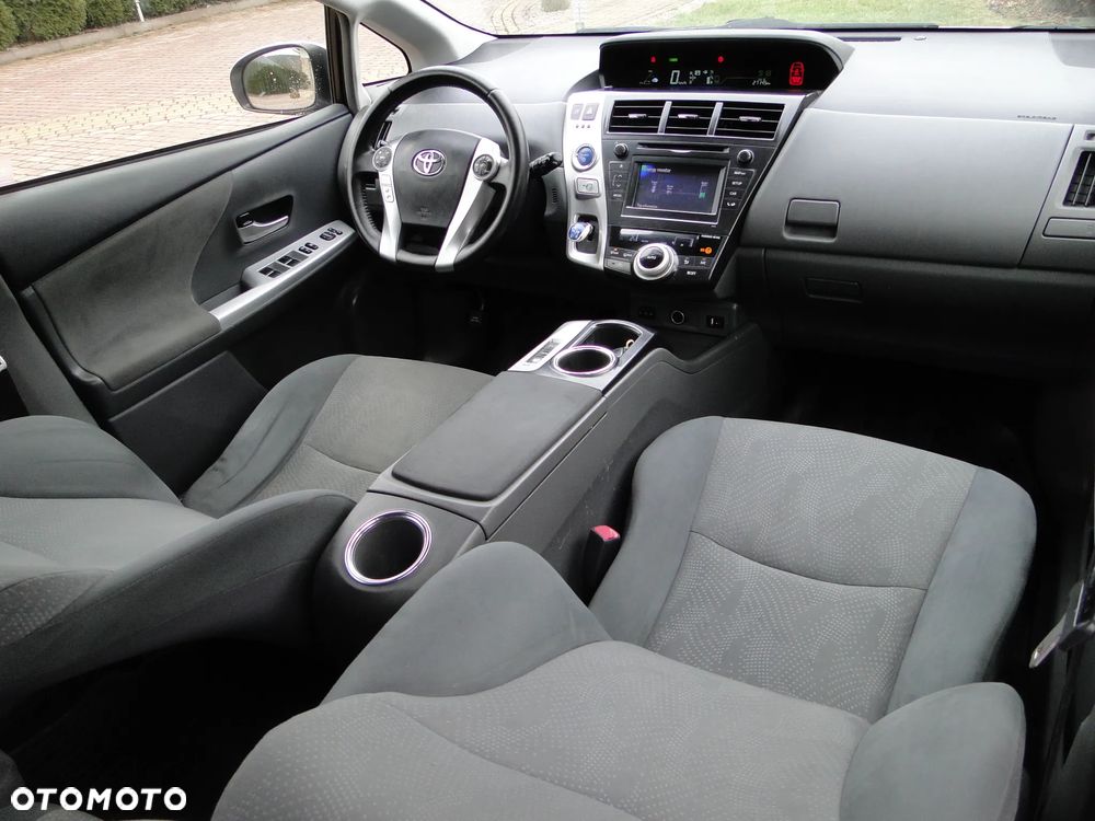 Toyota Prius 1.8 HSD Premium - 25