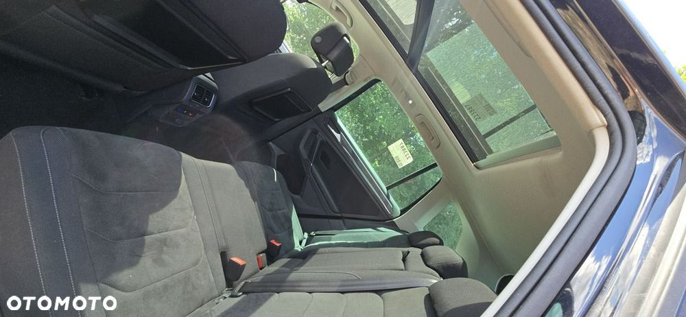 Volkswagen Tiguan - 20