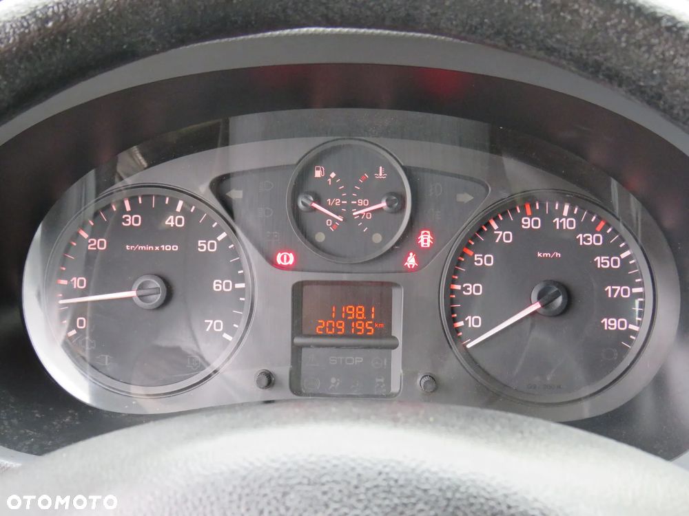 Peugeot Partner Origin 75 - 25