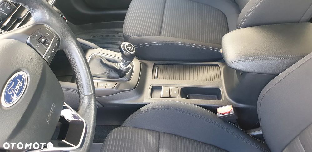 Ford Focus 1.0 EcoBoost Titanium ASS - 12