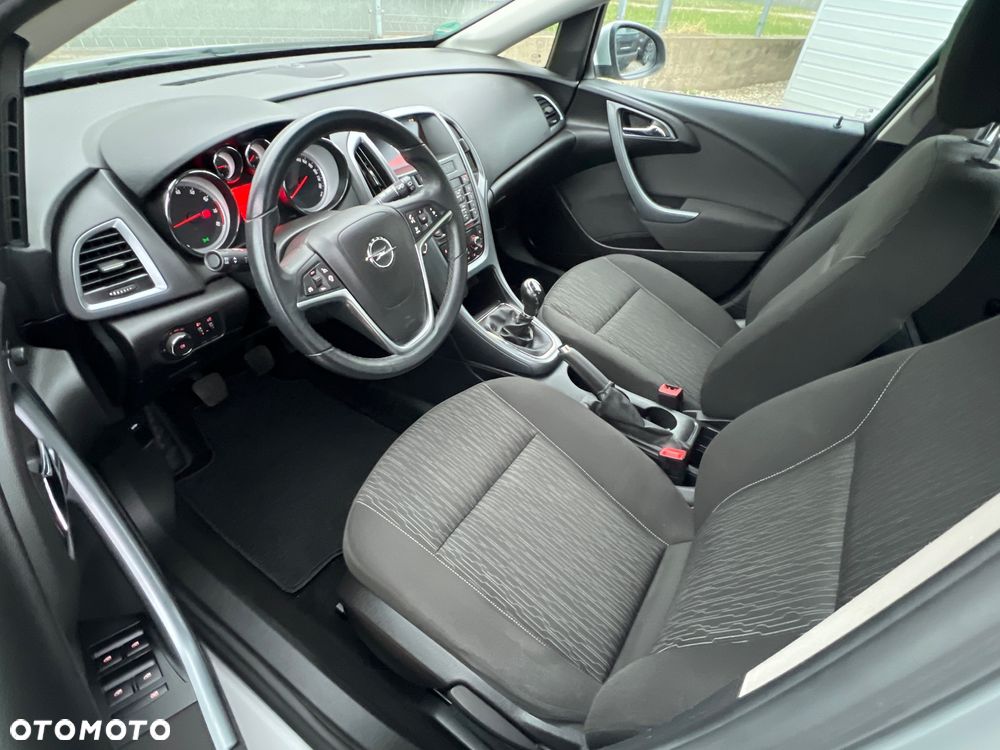 Opel Astra 1.4 Turbo ENERGY - 10
