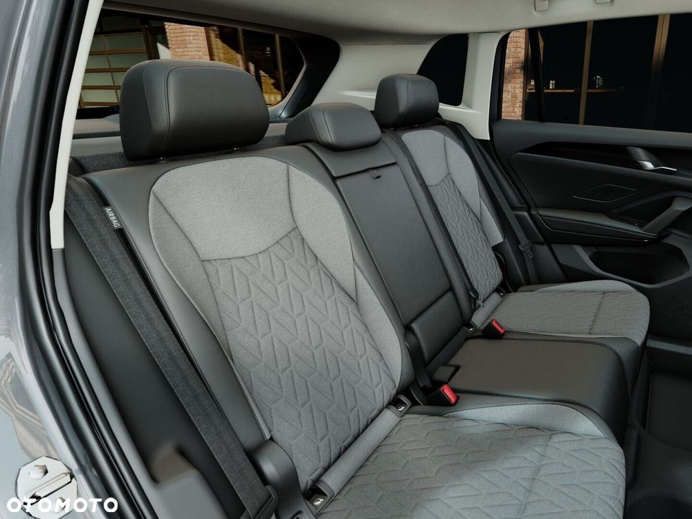 Volkswagen Tiguan - 12
