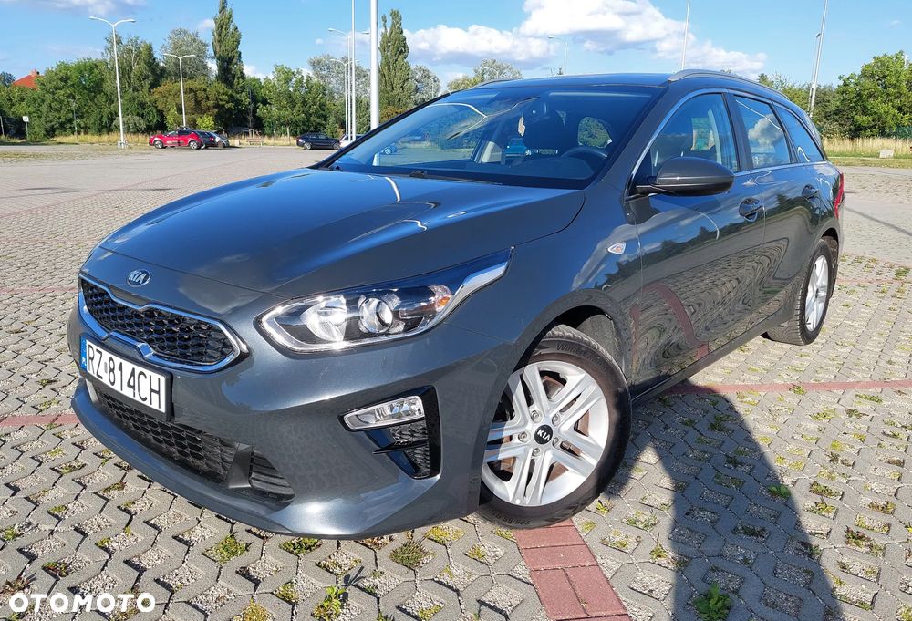 Kia Ceed 1.6 CRDi mHEV M - 3