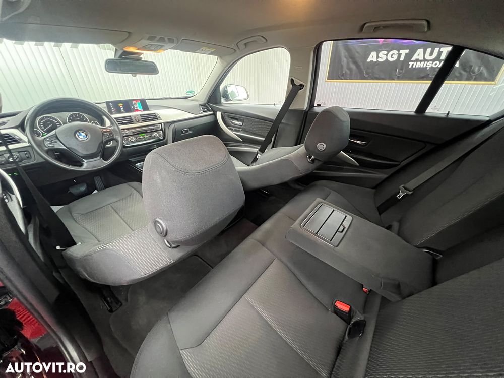 BMW Seria 3 318i Aut. - 14