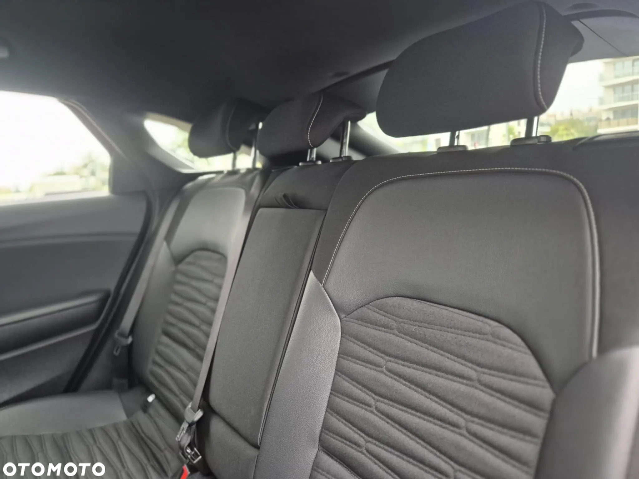 Kia ProCeed 1.5 T-GDI DCT7 OPF GT LINE - 16