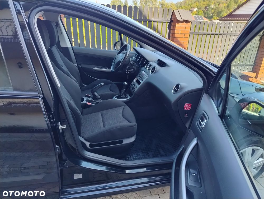 Peugeot 308 - 17