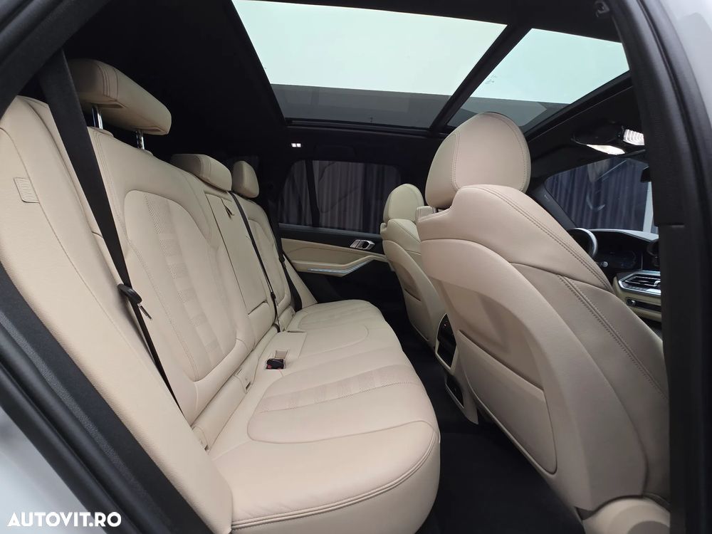 BMW X5 xDrive45e - 26