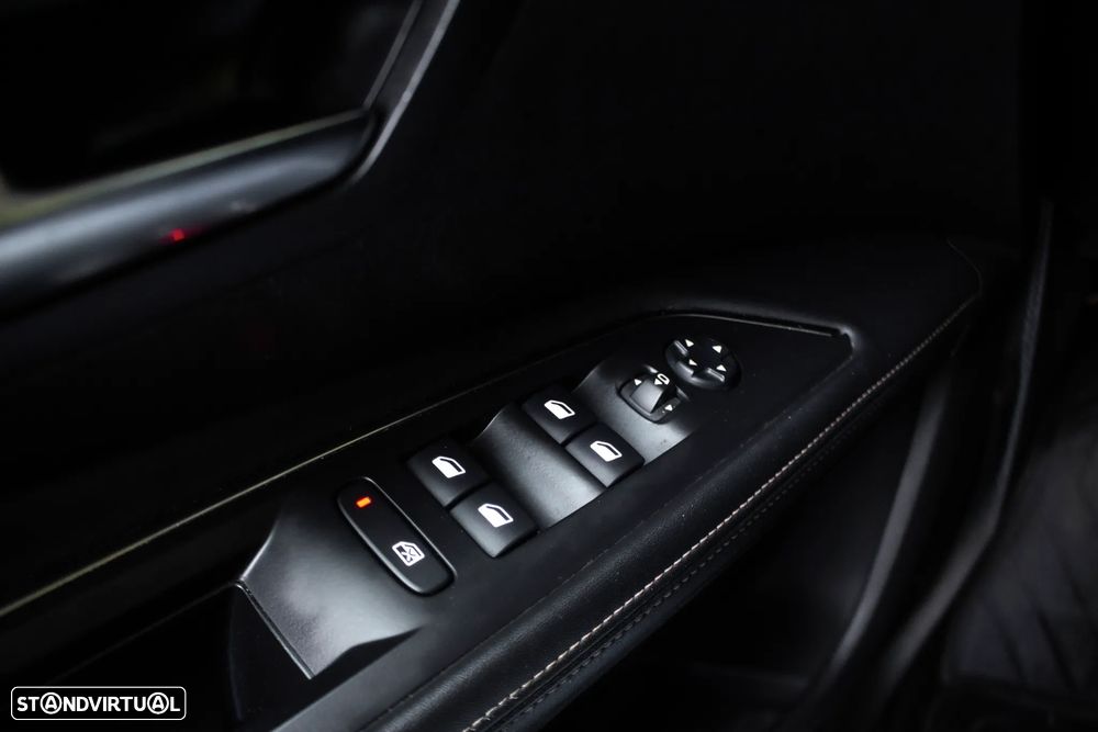 Peugeot 5008 BlueHDI 130 EAT8 GT - 17