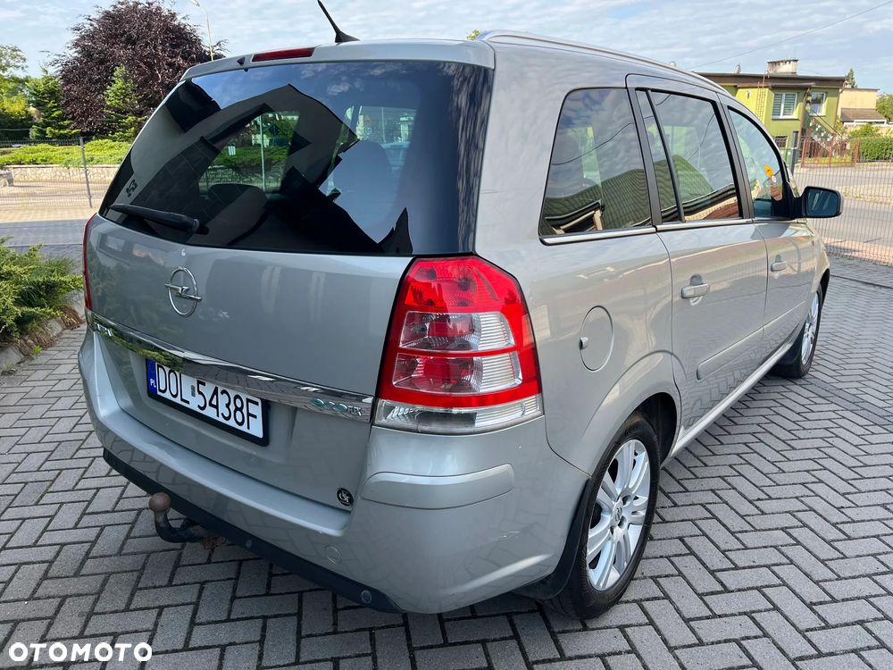Opel Zafira 1.7 CDTI Cosmo - 8