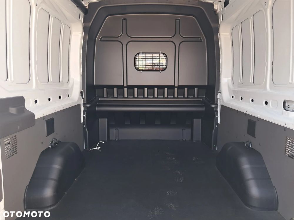 Ford Transit - 22