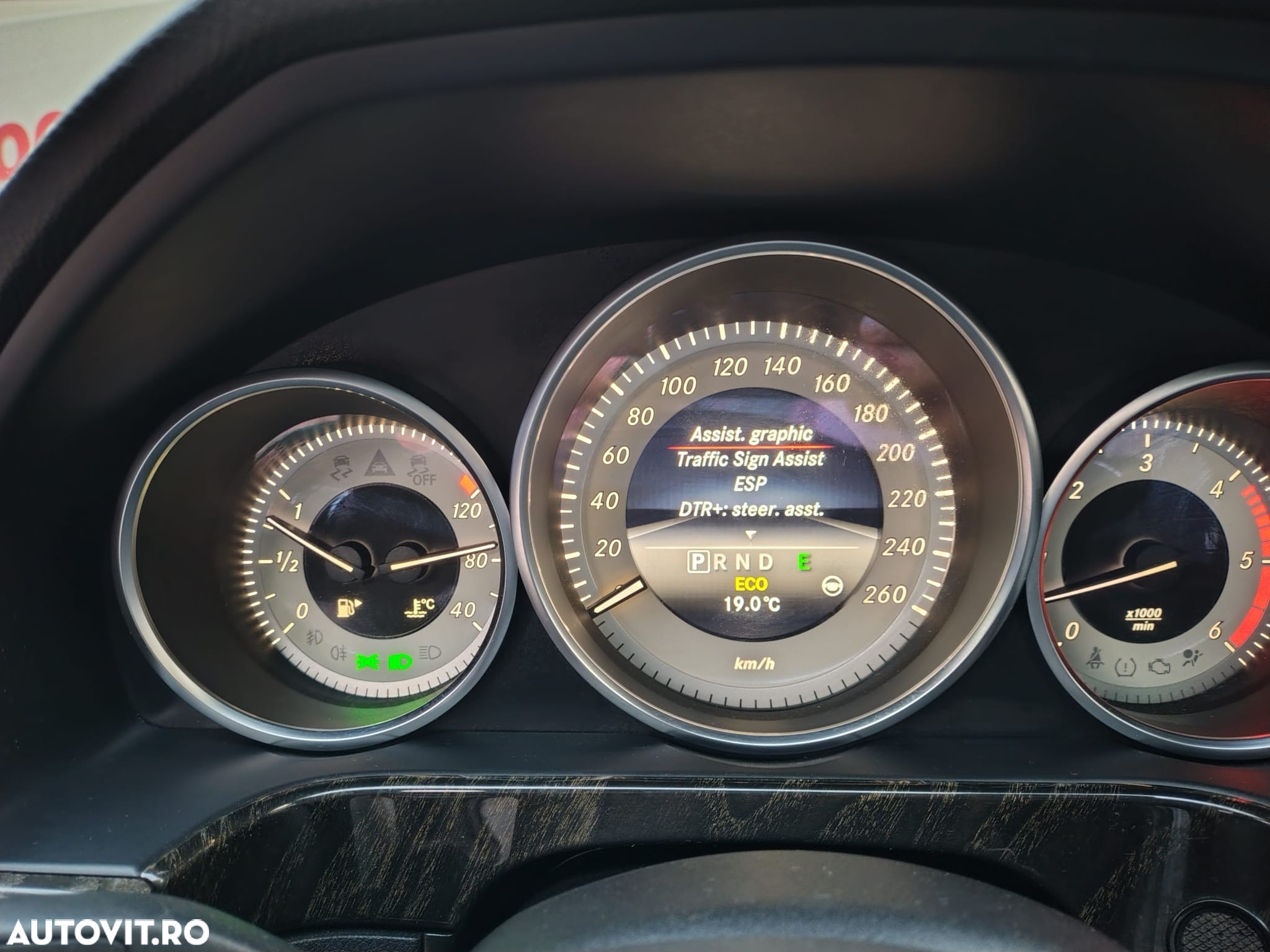 Mercedes-Benz E 350 CDI Bluetec Coupe Aut. - 33