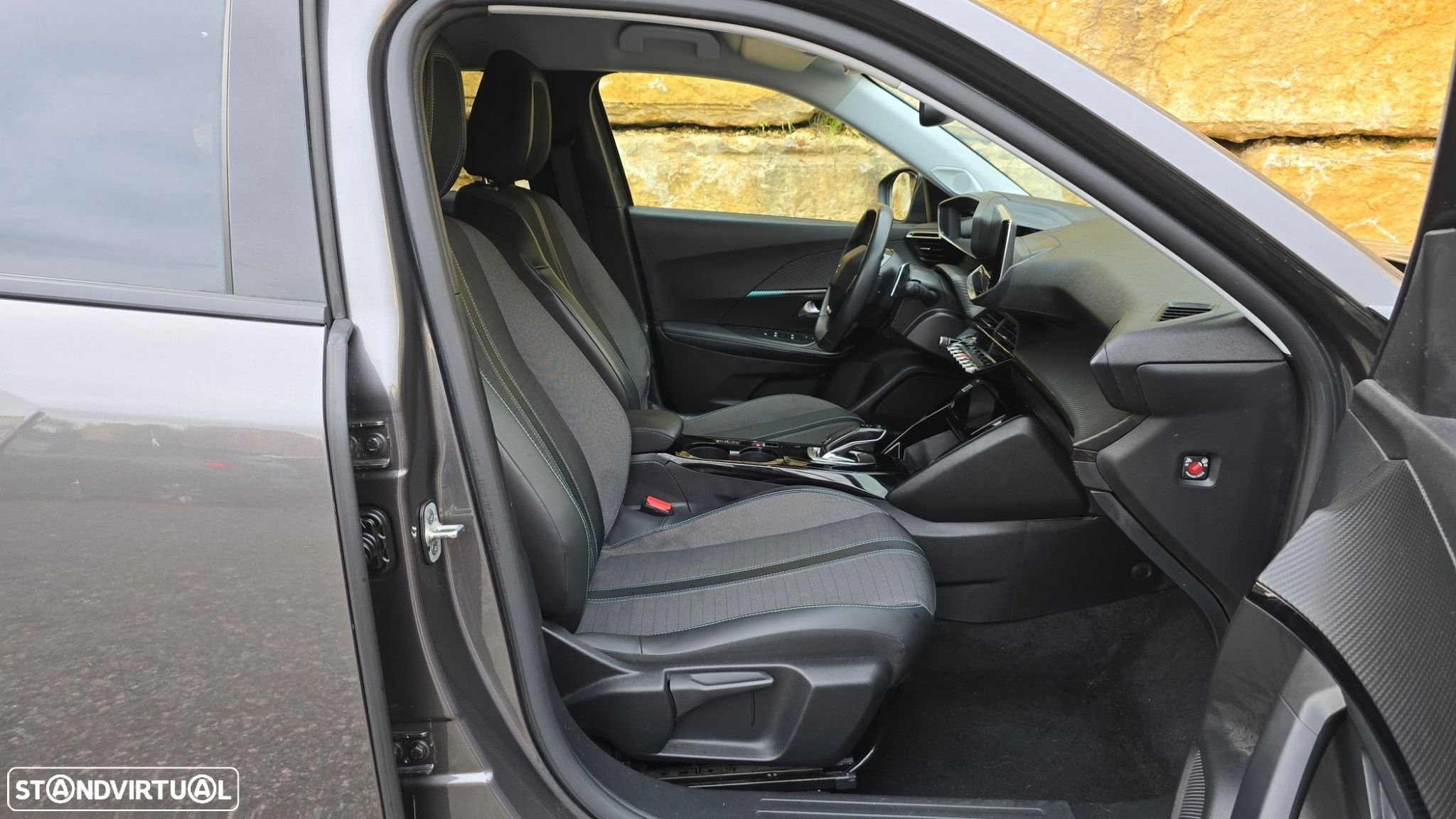 Peugeot 2008 - 46