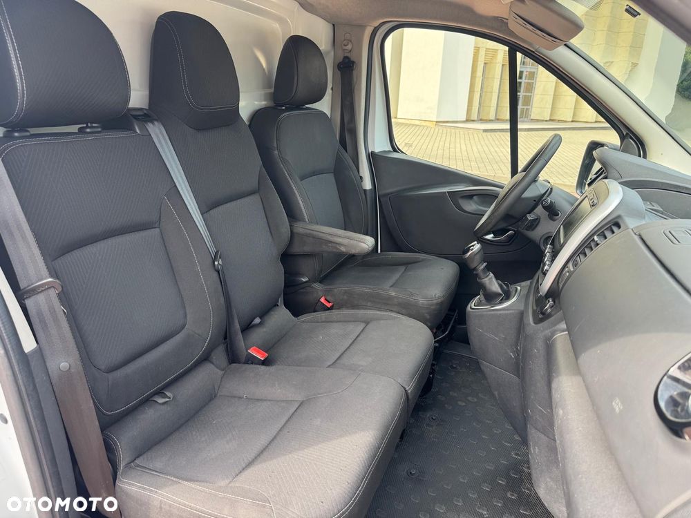 Renault Trafic - 10
