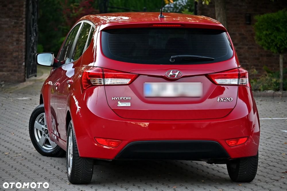 Hyundai ix20 1.4 blue Comfort - 16