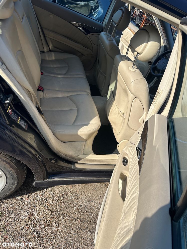 Mercedes-Benz Klasa E 320 CDI T Elegance - 14