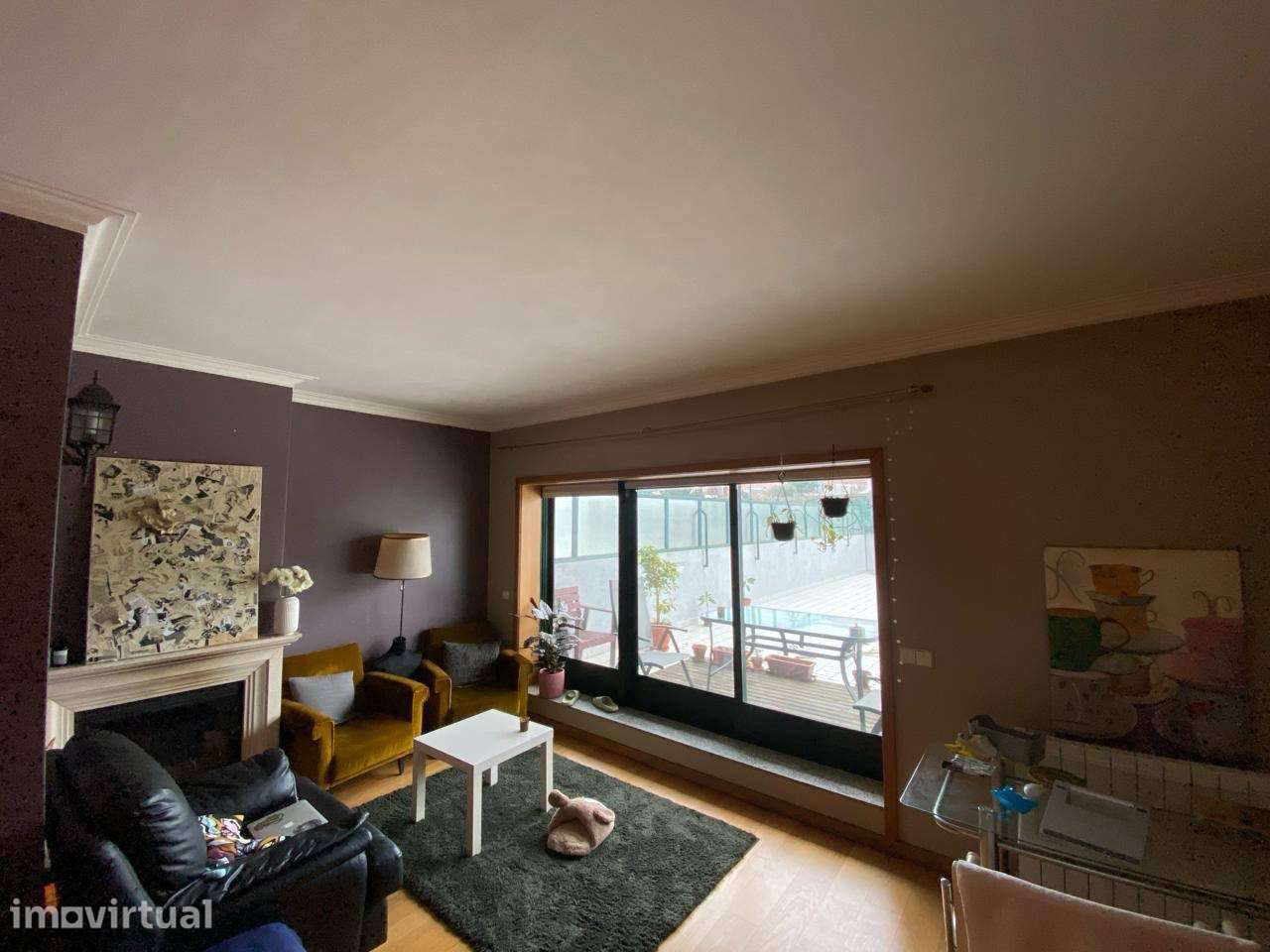 Apartamento T2 com terraço, jardim e elevador - Grande imagem: 2/13