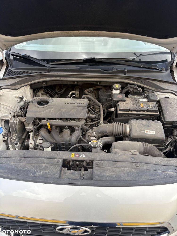 Hyundai i30 1.4 Classic + - 19