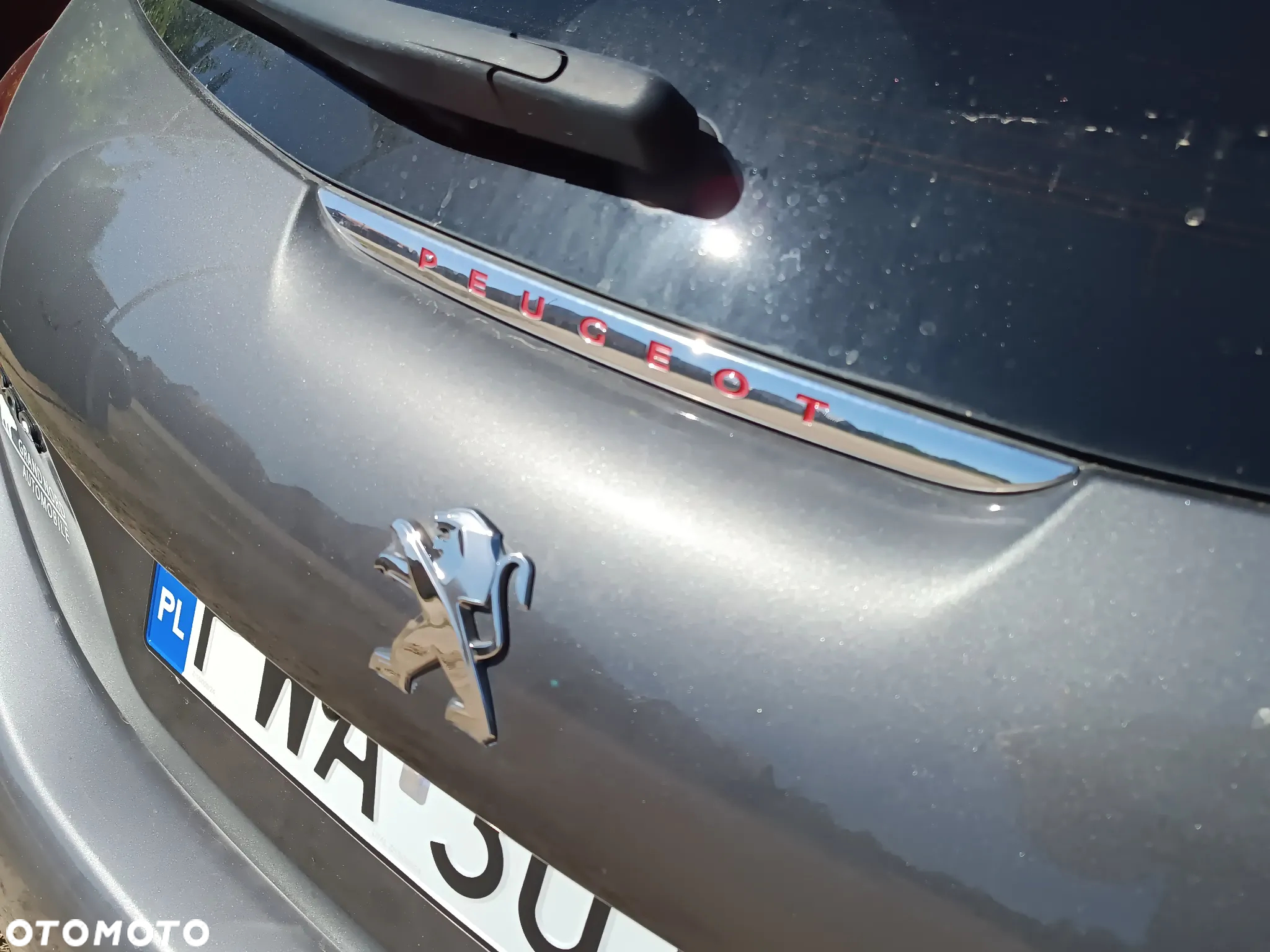 Peugeot 208 - 23