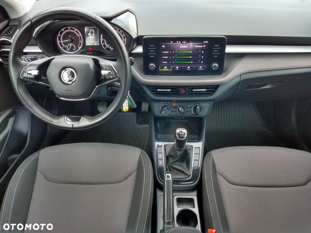 Skoda Fabia - 12