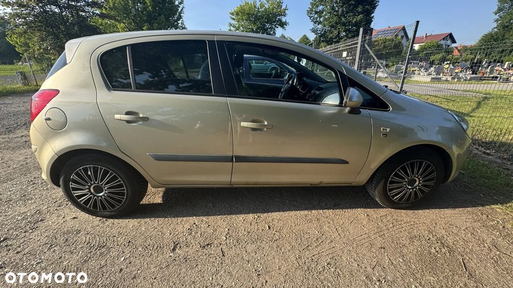 Opel Corsa 1.4 16V Enjoy - 5