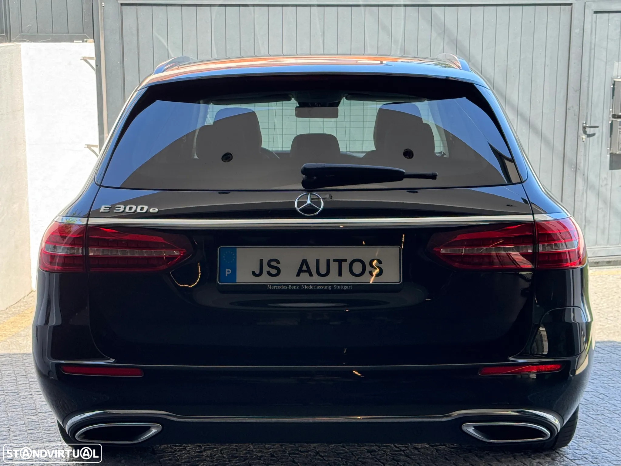 Mercedes-Benz E 300 e Avantgarde - 3