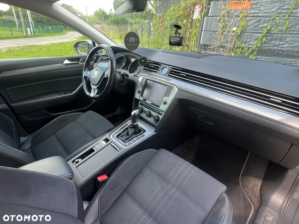 Volkswagen Passat Alltrack - 11