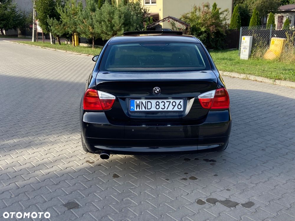 BMW Seria 3 320i - 5