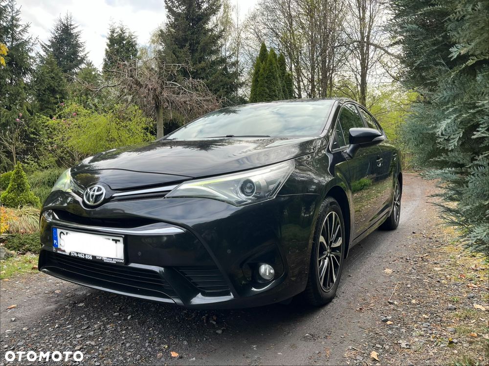 Toyota Avensis 2.0 D-4D Prestige - 4